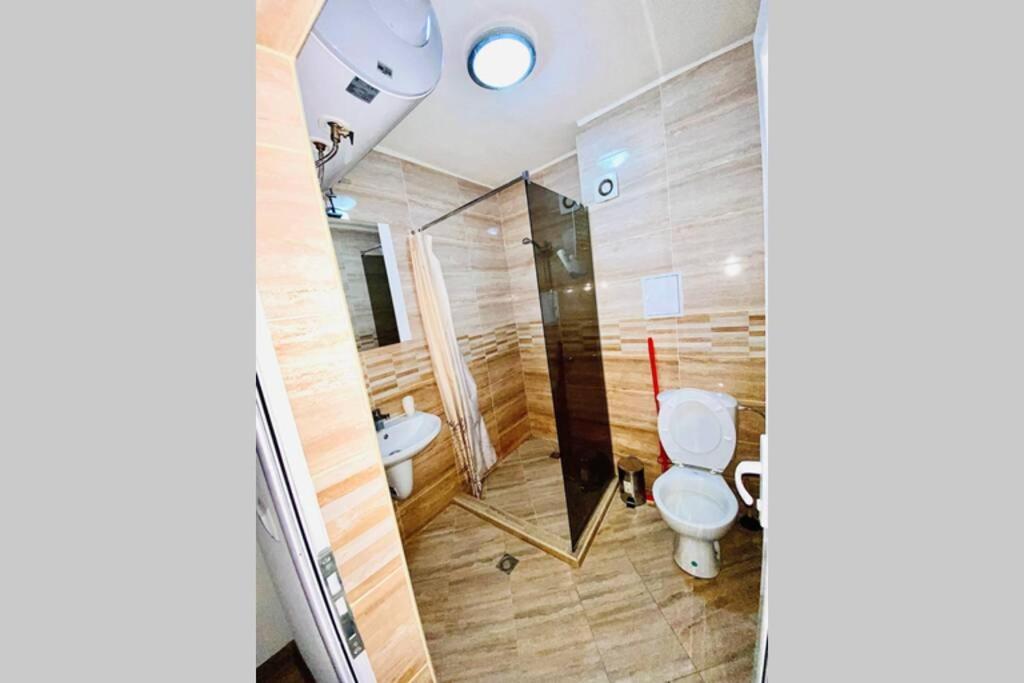 Large Studio In Studentski Grad With Huge Terrace Daire Sofya Dış mekan fotoğraf